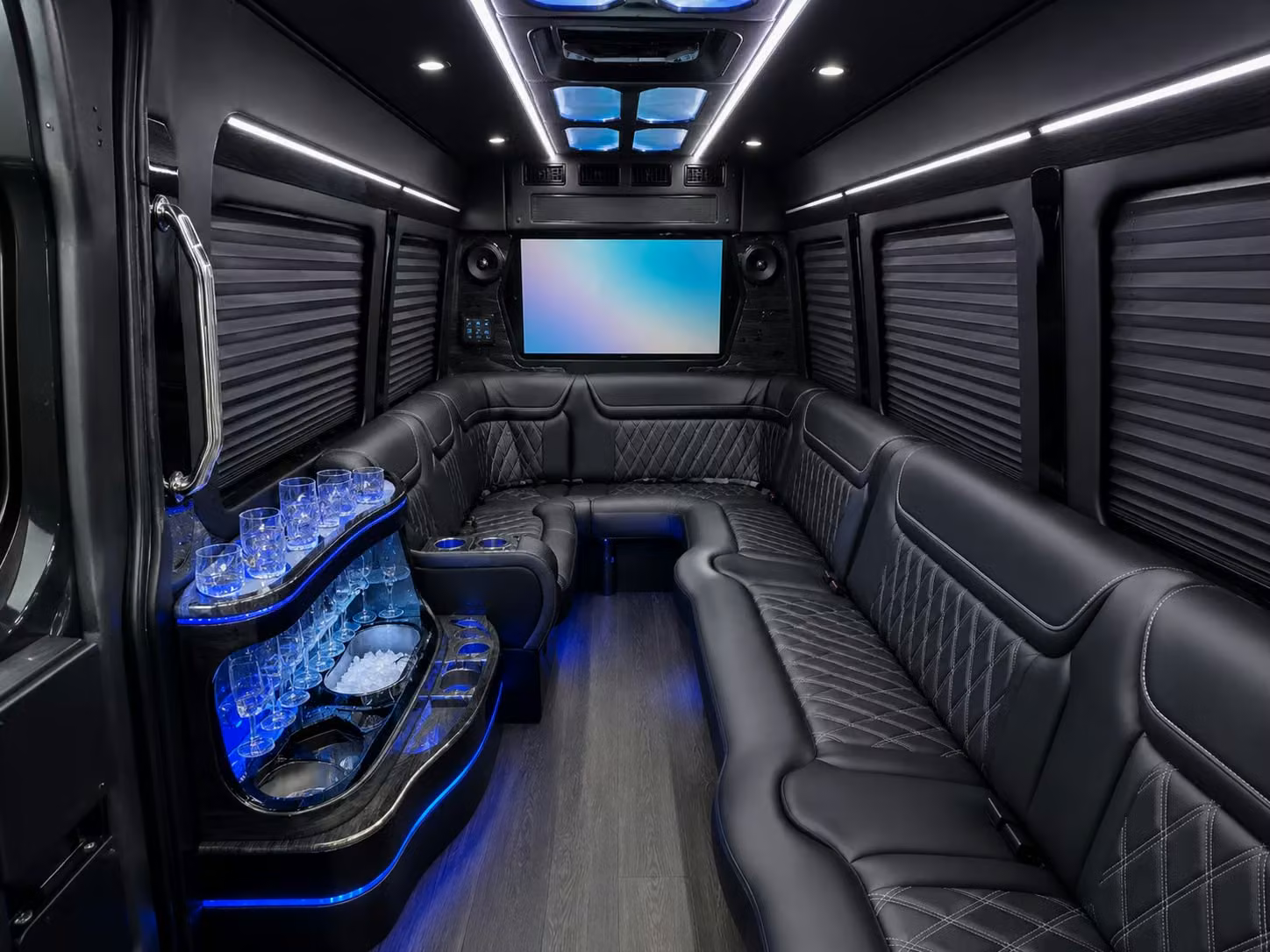 airport shuttle bus rentals to palm springs international airport