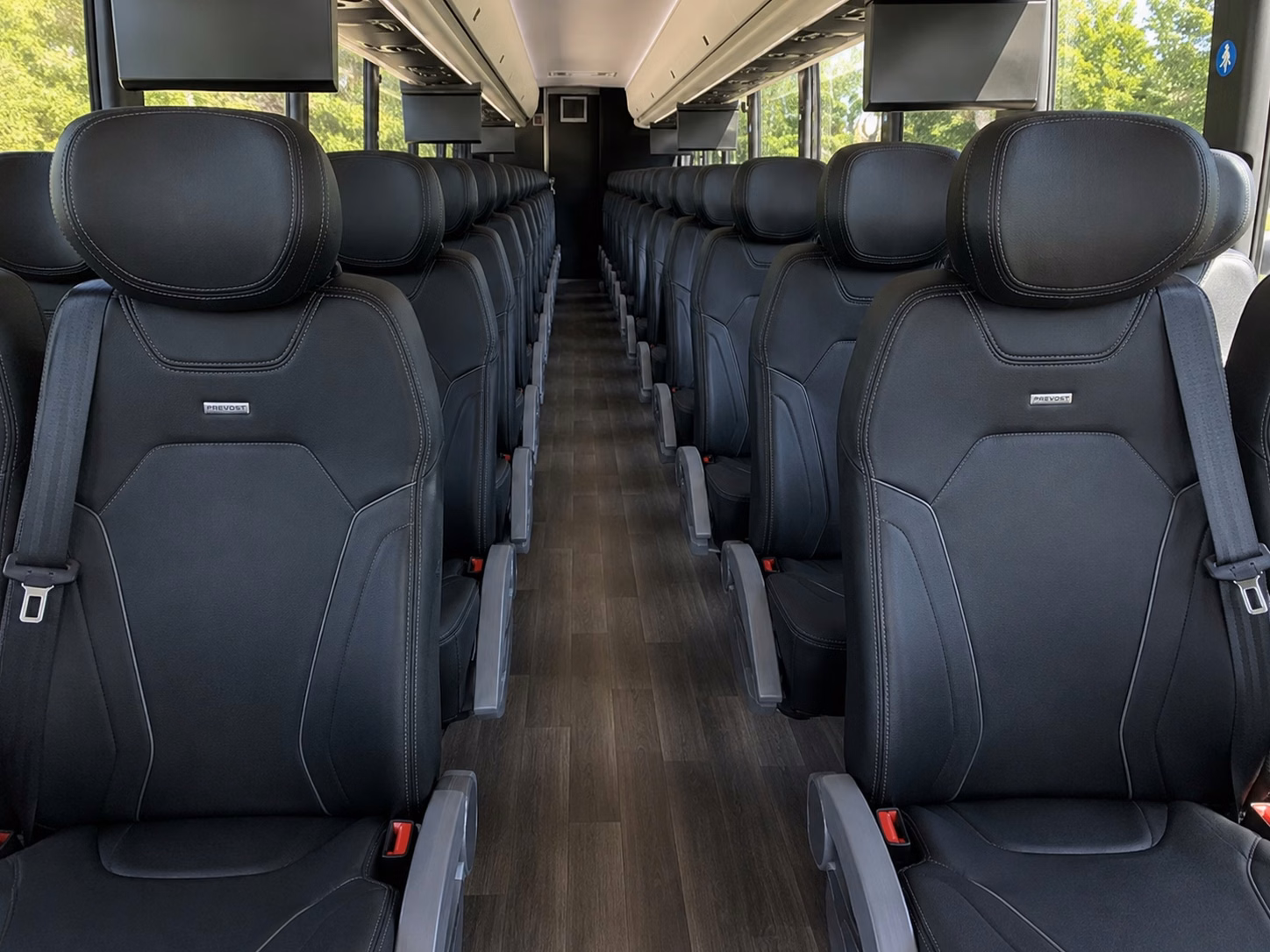 day after brunch shuttles and multi day wedding weekend transportation in palm desert
